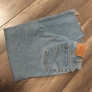 Women’s Levi Cut-offs